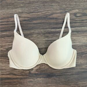 SKIMS Fits Everybody Bra